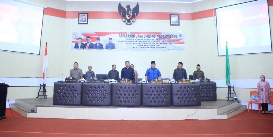 DPRD Kotamobagu Terima Draft Ranperda LPJ APBD Tahun Anggaran 2022 ...